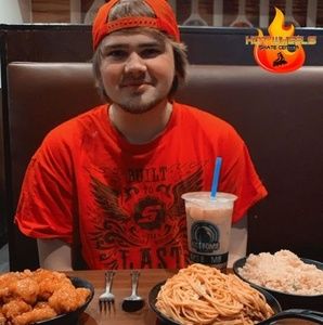 Meet your Posher, Lucas